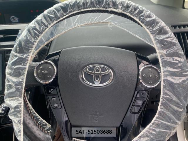 Toyota PRIUS ALPHA 2015-05 1169449-11