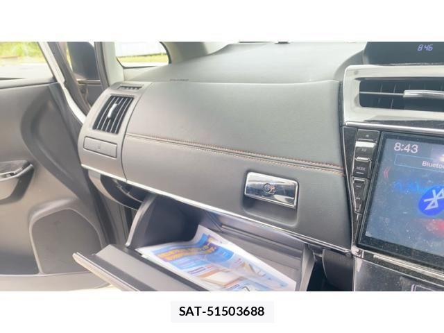 Toyota PRIUS ALPHA 2015-05 1169449-17