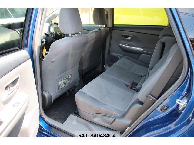 Toyota PRIUS ALPHA 2013-07 1204497-11