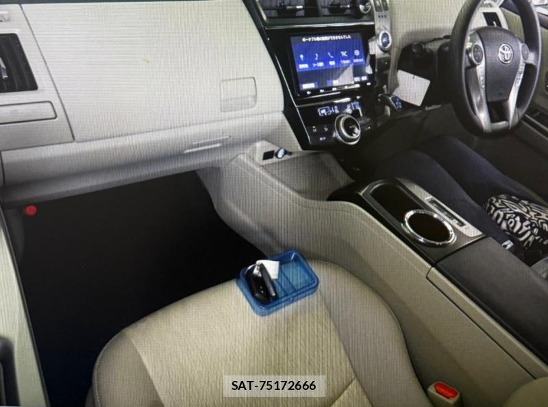 Toyota PRIUS ALPHA 2020 1295224-4