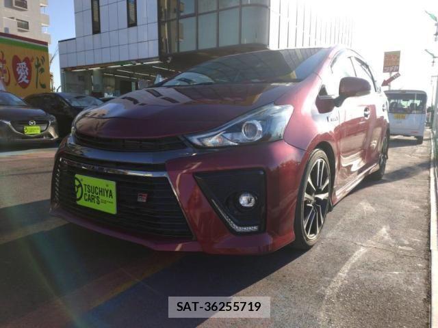 Toyota PRIUS ALPHA 2018-06 2317093-0