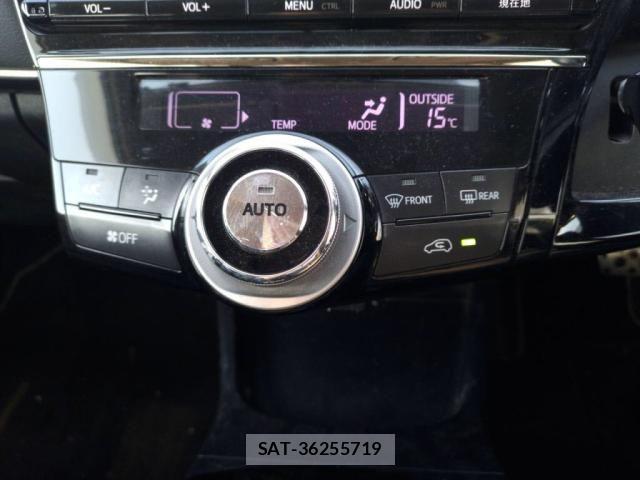 Toyota PRIUS ALPHA 2018-06 2317093-14