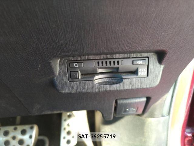 Toyota PRIUS ALPHA 2018-06 2317093-16