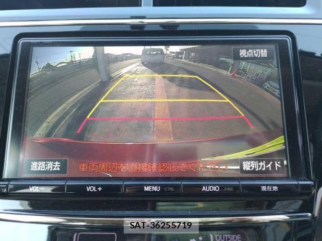 Toyota PRIUS ALPHA 2018-06 2317093-17