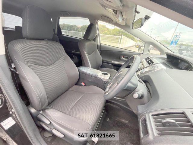 Toyota PRIUS ALPHA 2016-01 2447916-8