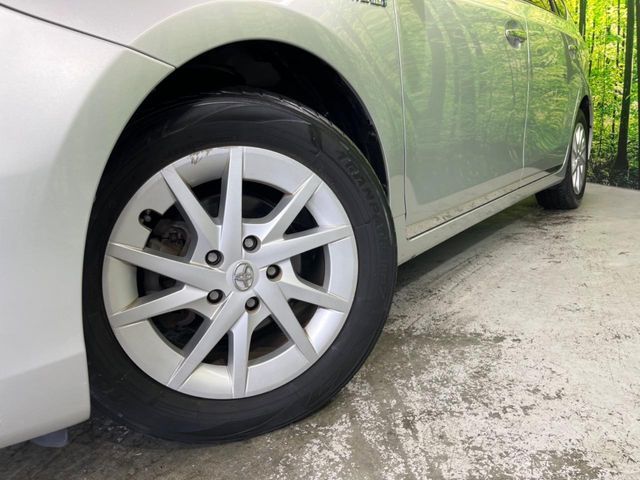 Toyota PRIUS ALPHA 2013-07 3680885-12