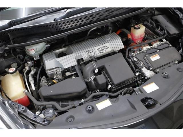 Toyota PRIUS ALPHA 2018-08 3680826-15