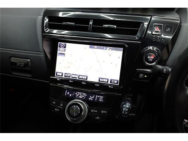 Toyota PRIUS ALPHA 2018-08 3680826-25