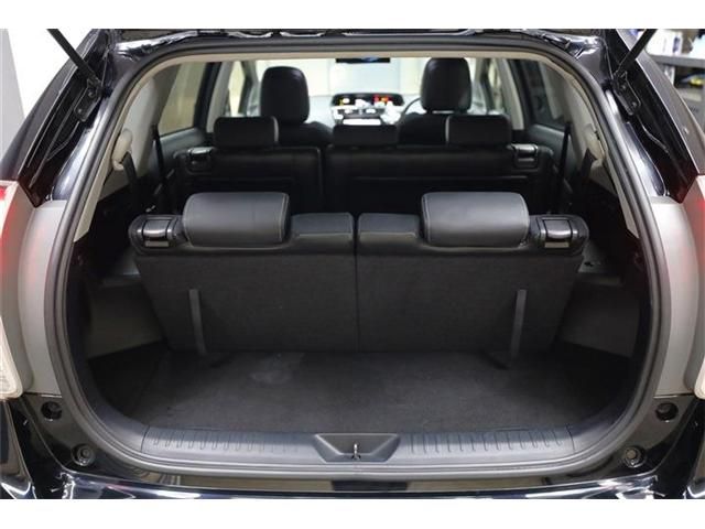 Toyota PRIUS ALPHA 2018-08 3680826-29