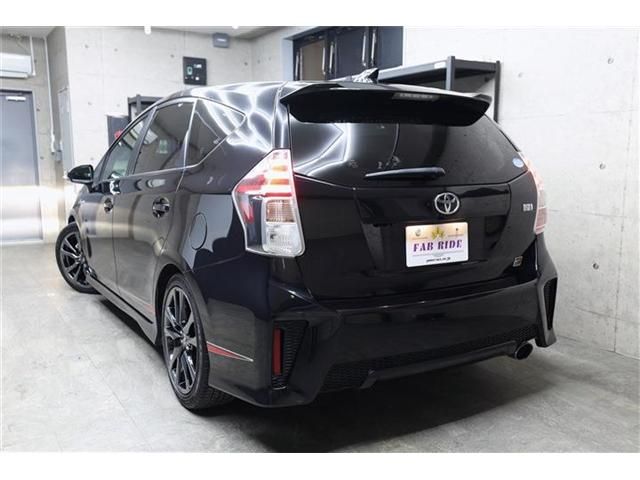 Toyota PRIUS ALPHA 2018-08 3680826-7