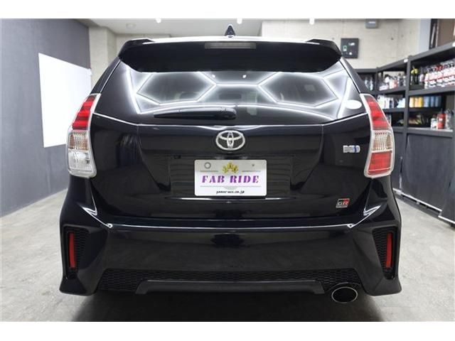 Toyota PRIUS ALPHA 2018-08 3680826-8