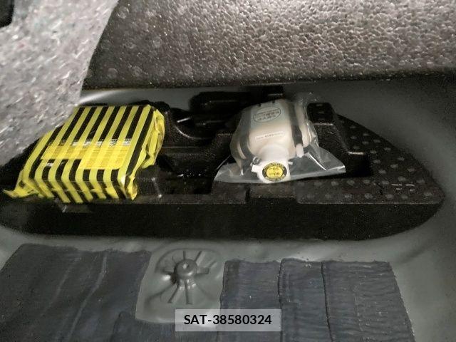 Toyota PRIUS ALPHA 2013-02 3935458-16