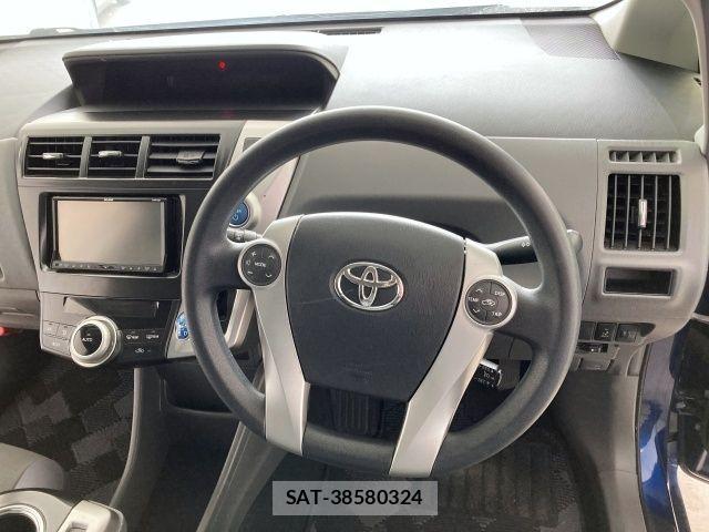 Toyota PRIUS ALPHA 2013-02 3935458-18