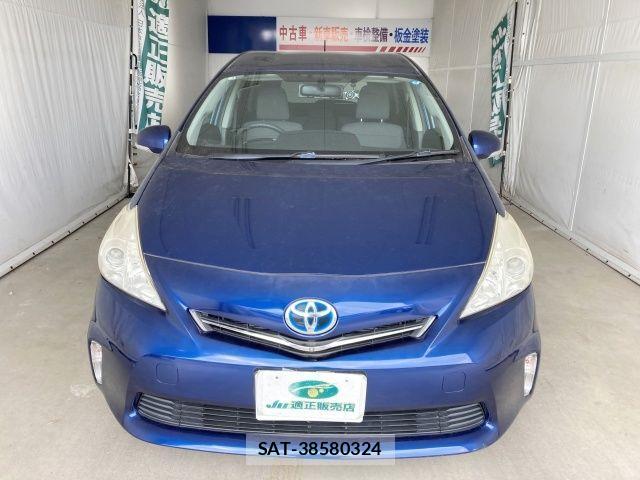 Toyota PRIUS ALPHA 2013-02 3935458-5
