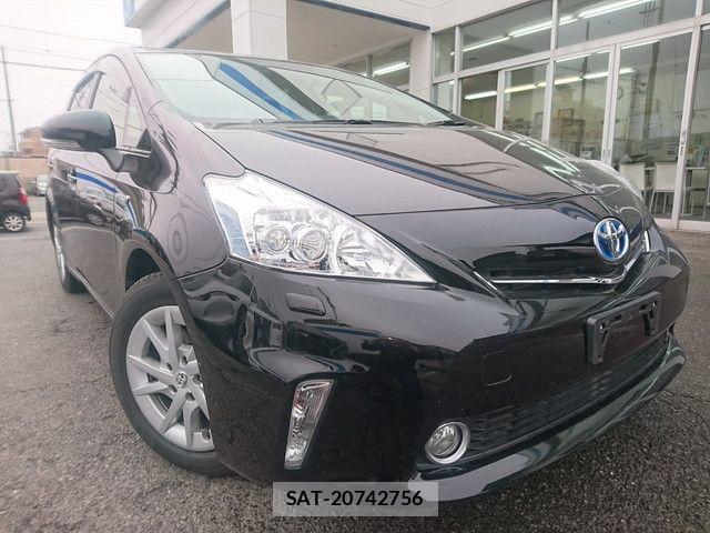 Toyota PRIUS ALPHA 2014-03 4111071-0