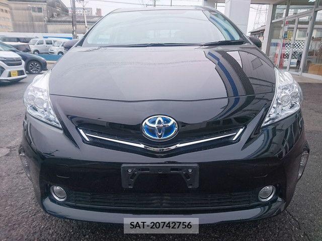 Toyota PRIUS ALPHA 2014-03 4111071-3