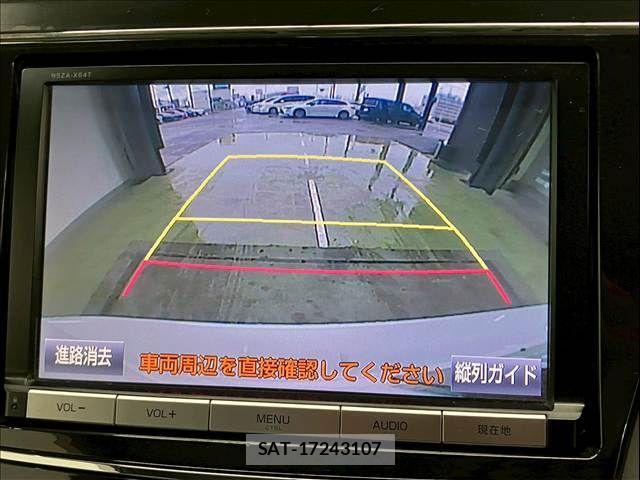 Toyota PRIUS ALPHA 2014-11 4140486-2
