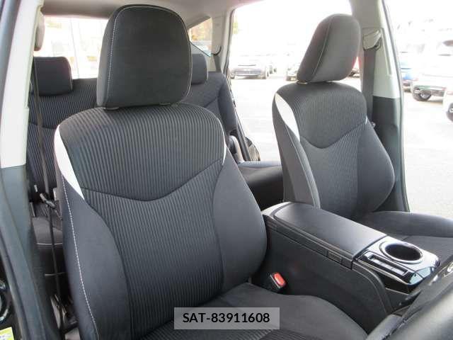 Toyota PRIUS ALPHA 2016-11 4329661-10