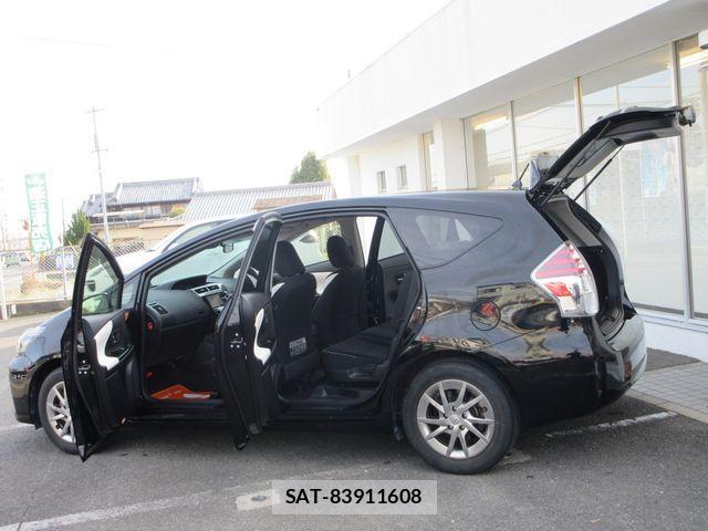 Toyota PRIUS ALPHA 2016-11 4329661-20