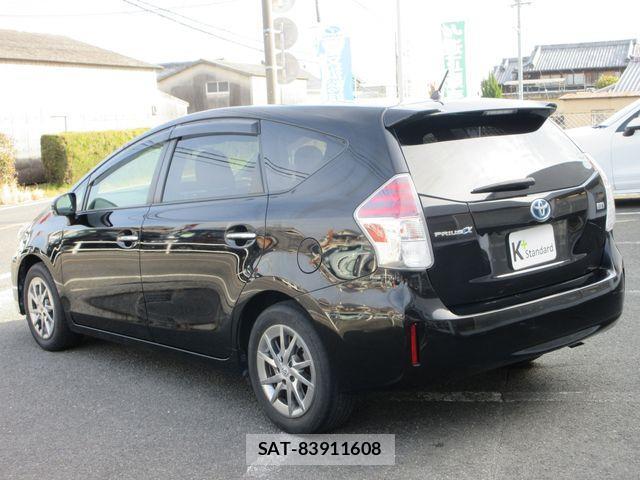 Toyota PRIUS ALPHA 2016-11 4329661-22