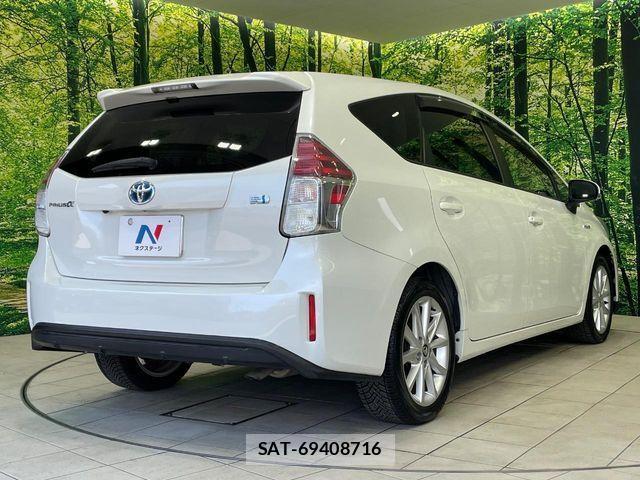 Toyota PRIUS ALPHA 2015-11 4757096-15