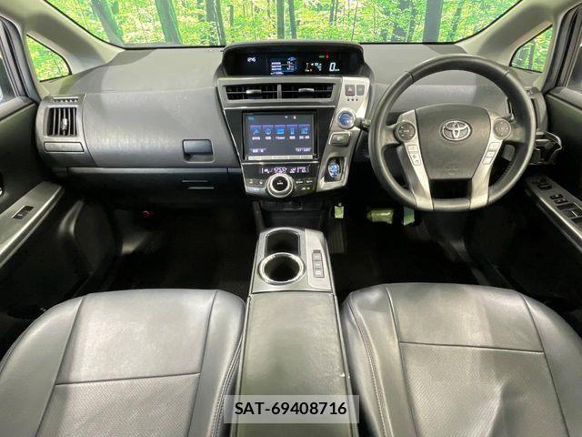 Toyota PRIUS ALPHA 2015-11 4757096-1