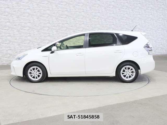 Toyota PRIUS ALPHA 2012-04 4978444-11
