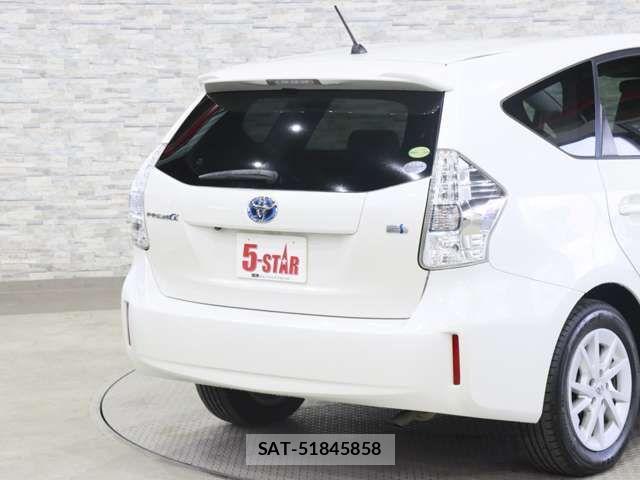 Toyota PRIUS ALPHA 2012-04 4978444-17