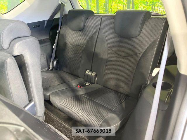 Toyota PRIUS ALPHA 2019-02 5876000-9