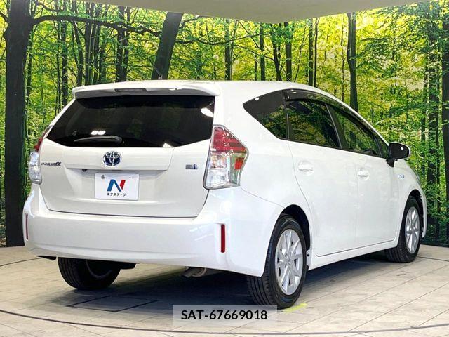 Toyota PRIUS ALPHA 2019-02 5876000-17