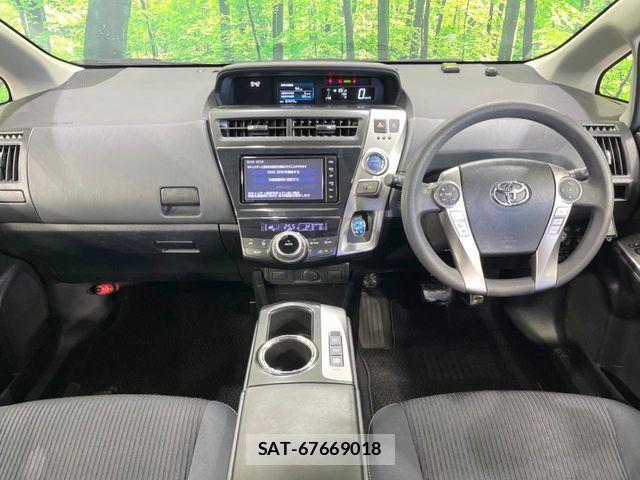 Toyota PRIUS ALPHA 2019-02 5876000-1