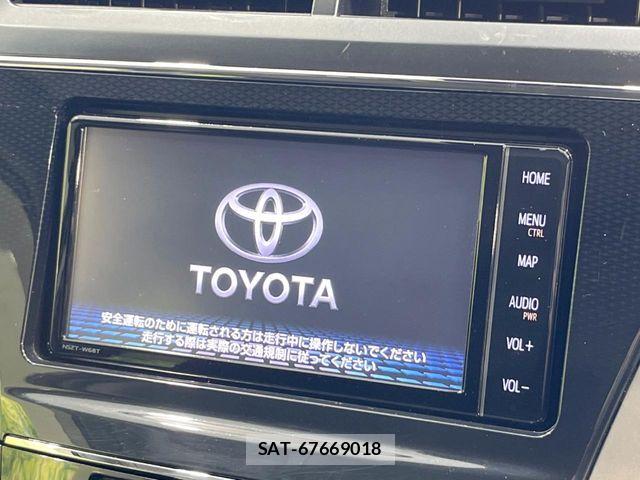 Toyota PRIUS ALPHA 2019-02 5876000-2