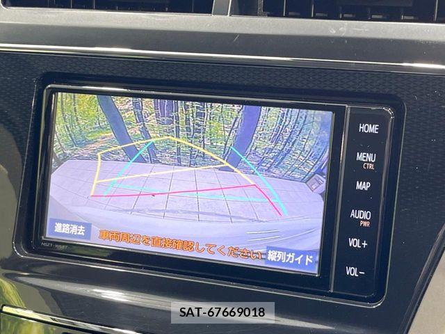 Toyota PRIUS ALPHA 2019-02 5876000-3