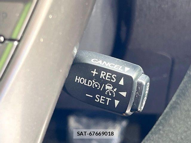 Toyota PRIUS ALPHA 2019-02 5876000-4