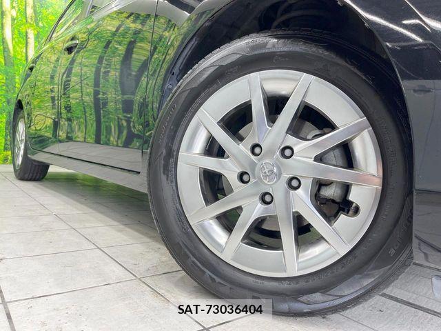 Toyota PRIUS ALPHA 2019-11 5875984-12