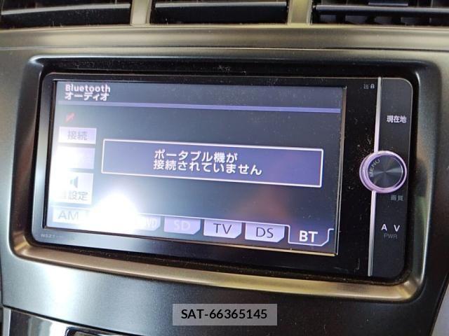 Toyota PRIUS ALPHA 2013-11 5876020-13