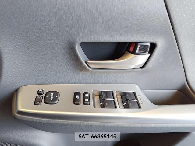 Toyota PRIUS ALPHA 2013-11 5876020-18