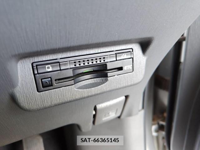 Toyota PRIUS ALPHA 2013-11 5876020-19
