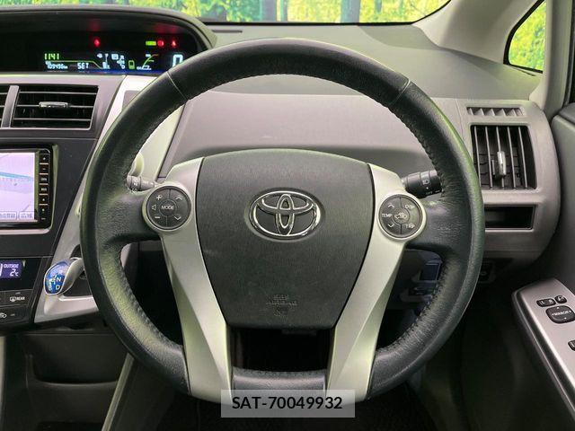 Toyota PRIUS ALPHA 2013-02 5876028-10