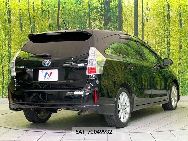 Toyota PRIUS ALPHA 2013-02 5876028-16