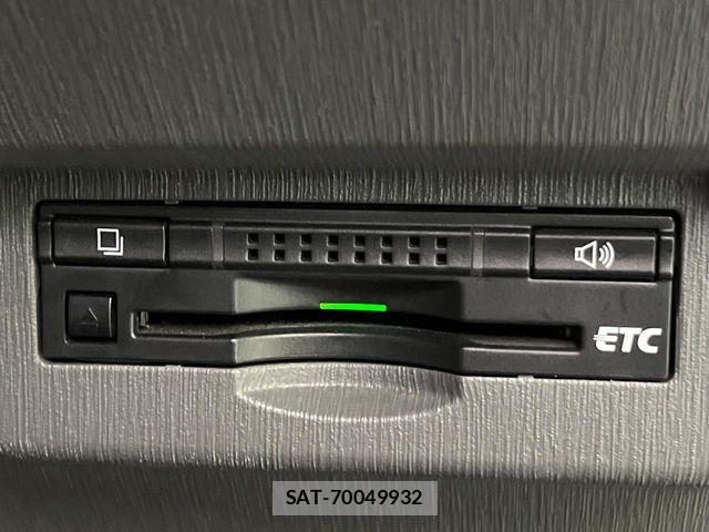 Toyota PRIUS ALPHA 2013-02 5876028-5