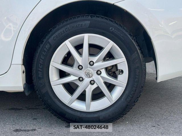 Toyota PRIUS ALPHA 2011-11 5876038-11
