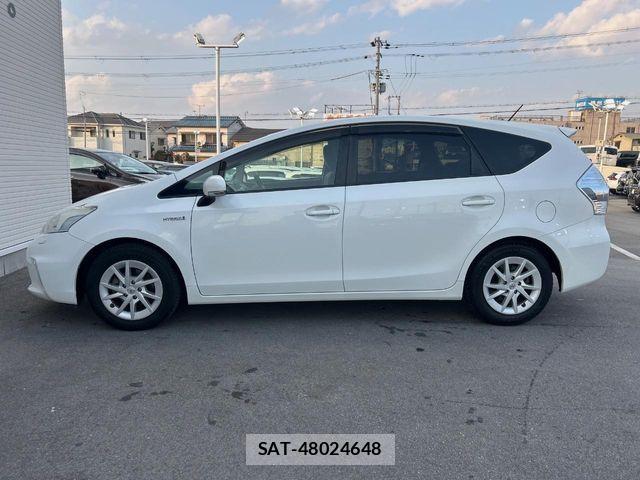 Toyota PRIUS ALPHA 2011-11 5876038-15