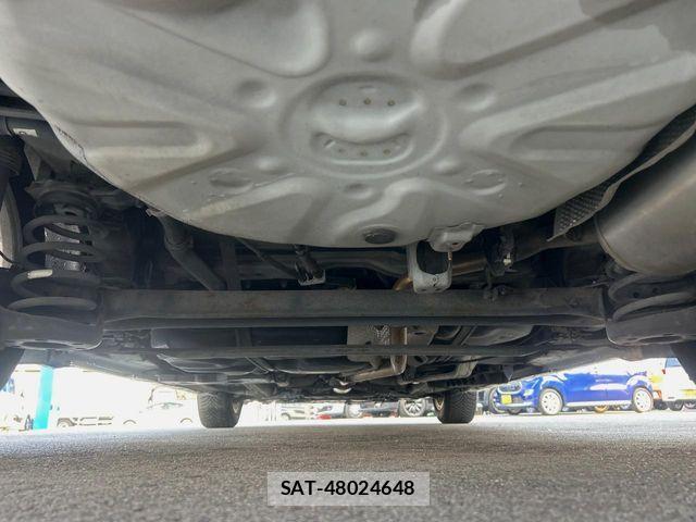 Toyota PRIUS ALPHA 2011-11 5876038-18