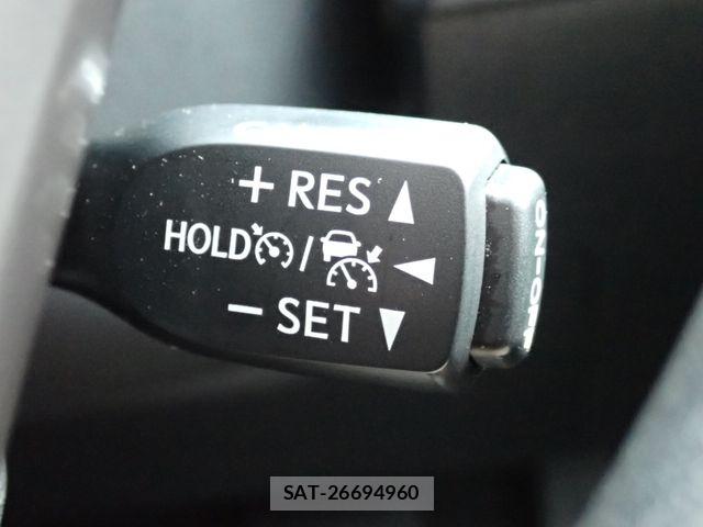 Toyota PRIUS ALPHA 2020-12 5876008-9