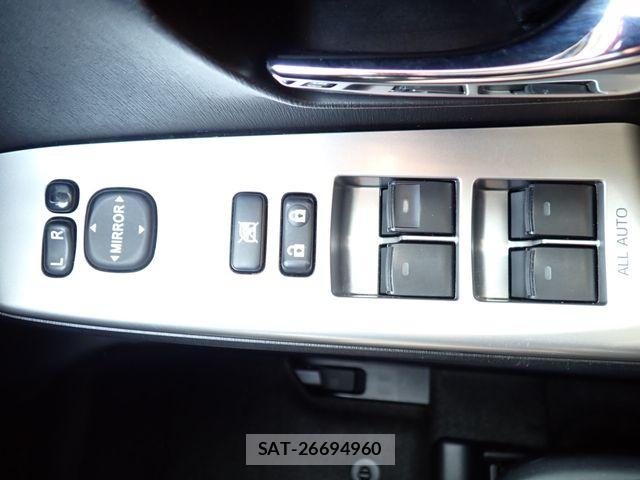 Toyota PRIUS ALPHA 2020-12 5876008-7