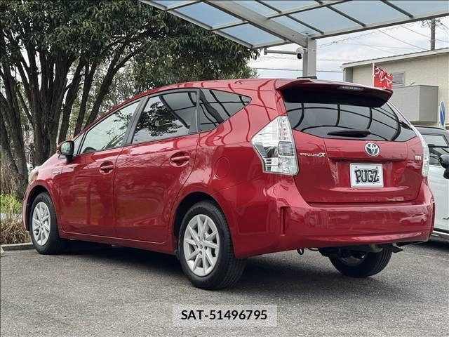 Toyota PRIUS ALPHA 2012-07 5876060-9