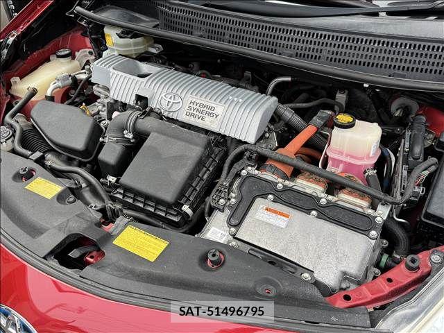 Toyota PRIUS ALPHA 2012-07 5876060-16