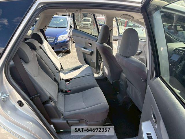 Toyota PRIUS ALPHA 2011-10 5876057-10