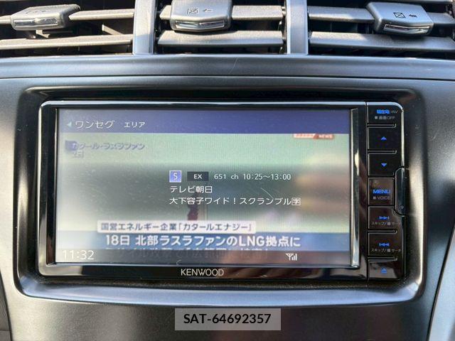Toyota PRIUS ALPHA 2011-10 5876057-18